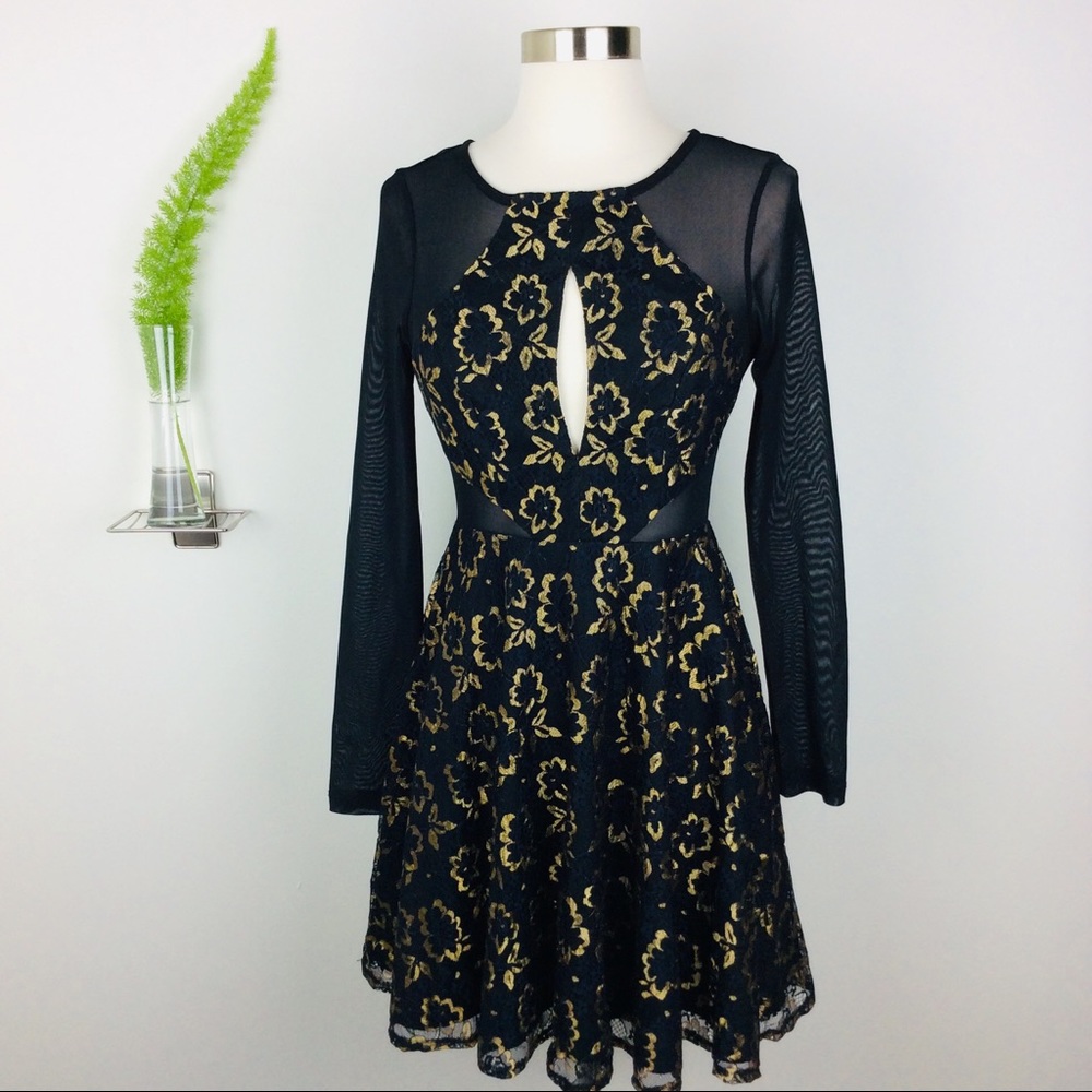 Original Sin Black & Gold Sexy Laced Party Dress